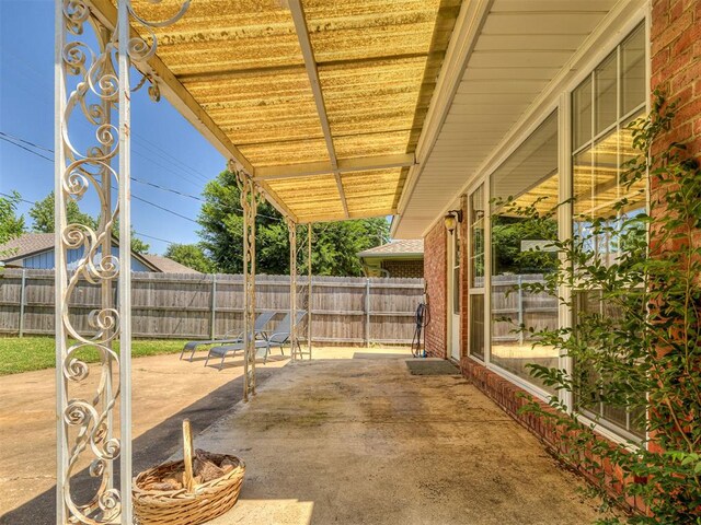 10505 Sunnymeade Pl, Oklahoma City, OK 73120 - photo 35