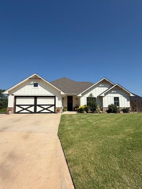 1104 Adeline Dr, Shawnee, OK 74804 - photo 1