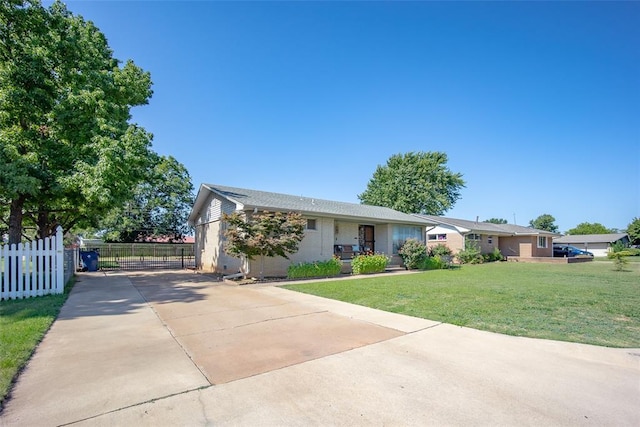 1005 Cherokee Pl, Lindsay, OK 73052 - photo 4