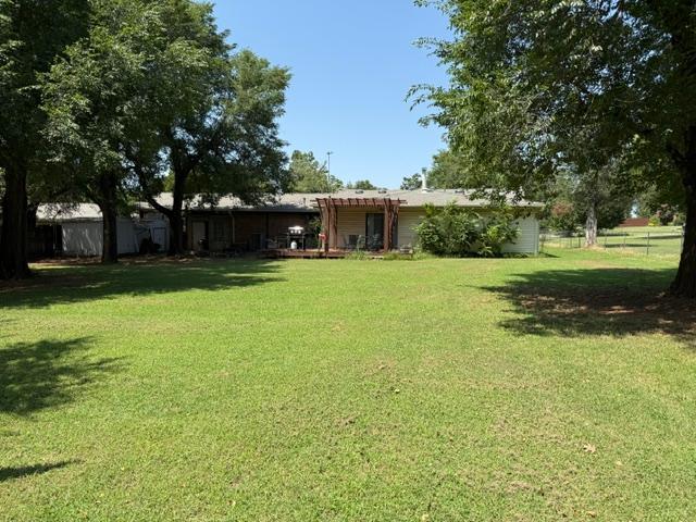 1740 E Lake Park Ln, Mustang, OK 73064 - photo 12
