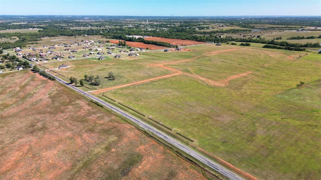811 S Cemetery Rd, Tuttle, OK 73089 - photo 1