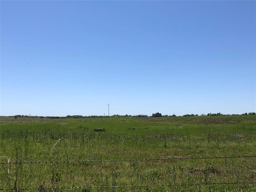 811 S Cemetery Rd, Tuttle, OK 73089 - photo 2