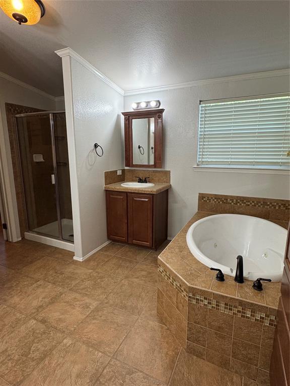 12136 Woodland Hills Dr, Oklahoma City, OK 73131 - photo 18