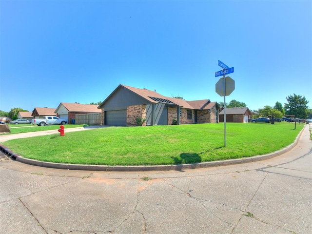 1025 Hawthorne Dr, Midwest City, OK 73110 - photo 3
