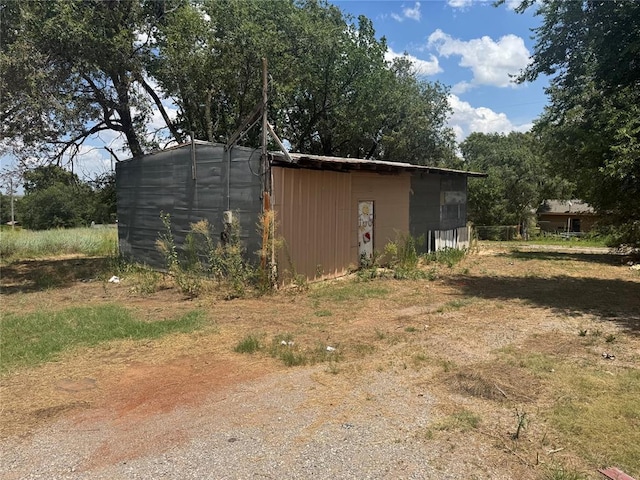 701 N 6th St, Clinton, OK 73601 - photo 4