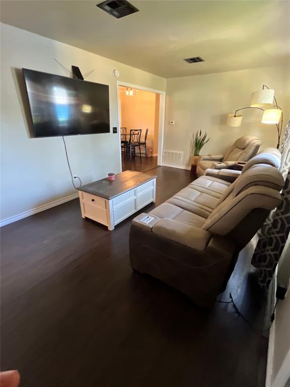 1219 Sherry Ln, Shawnee, OK 74801 - photo 3