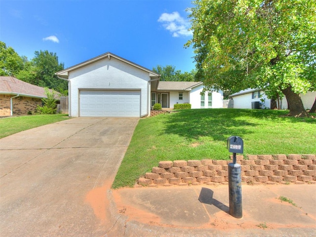 2000 Willow Creek Rd, Edmond, OK 73013 - photo 1