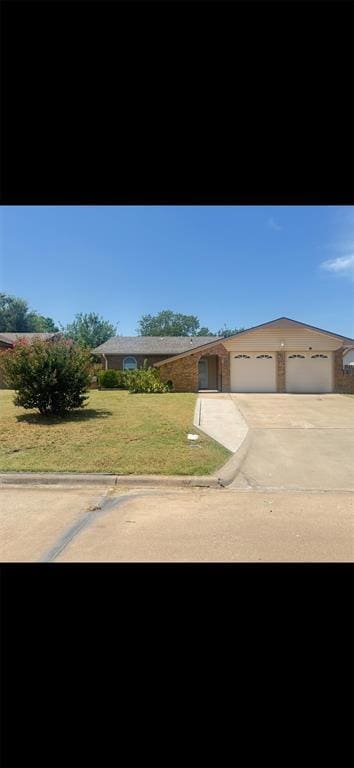 2410 NW Norman Cir, Lawton, OK 73505 - photo 1