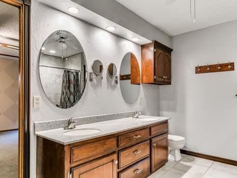 1704 Magnolia Ln, Edmond, OK 73013 - photo 22