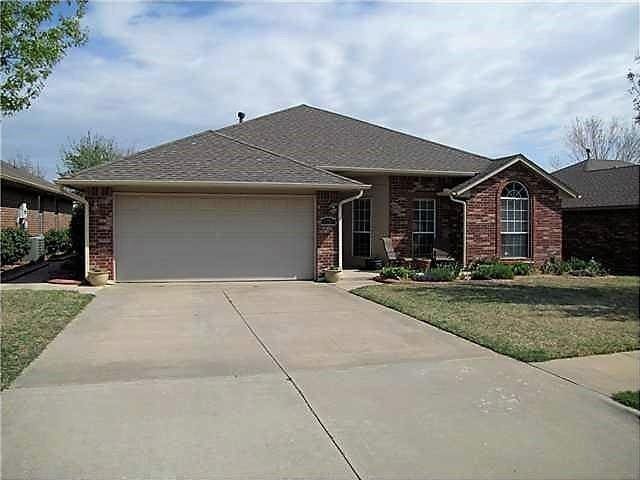 1729 SE 17th St, Moore, OK 73160 - photo 1