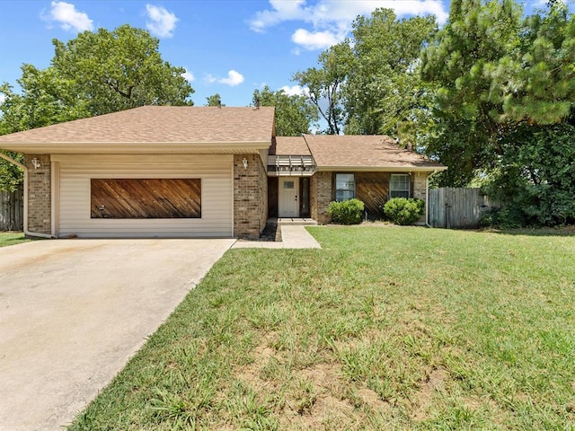 1717 Crest Cir, Midwest City, OK 73130 - photo 1