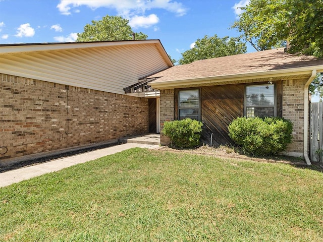 1717 Crest Cir, Midwest City, OK 73130 - photo 3