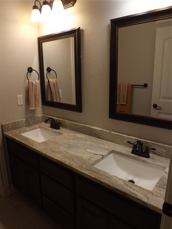 2921 Stephanie Ln, Altus, OK 73521 - photo 19