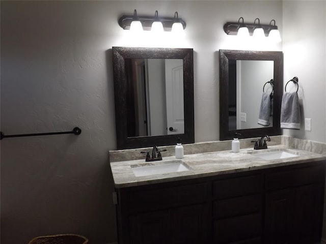 2921 Stephanie Ln, Altus, OK 73521 - photo 32