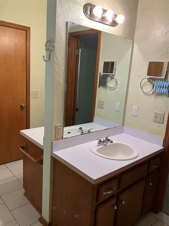 10323 Haven Cir, Midwest City, OK 73130 - photo 21