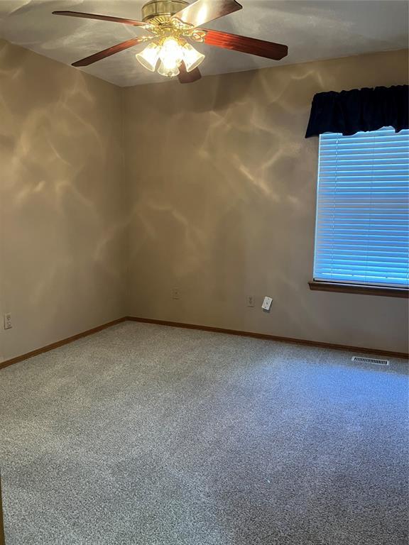 10323 Haven Cir, Midwest City, OK 73130 - photo 24