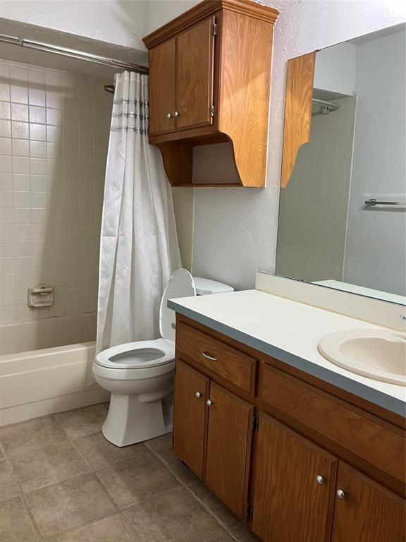 10323 Haven Cir, Midwest City, OK 73130 - photo 25