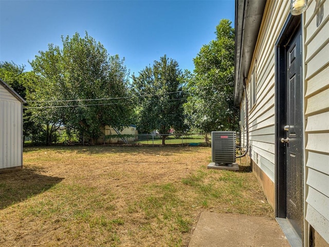 703 S 2nd St, Yukon, OK 73099 - photo 32