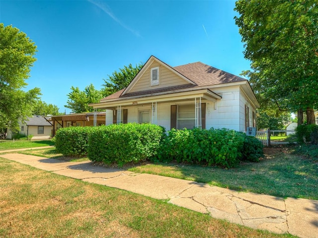 208 N Cheyenne Ave, Geary, OK 73040 - photo 3