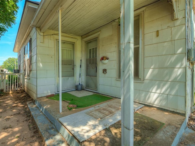 208 N Cheyenne Ave, Geary, OK 73040 - photo 31