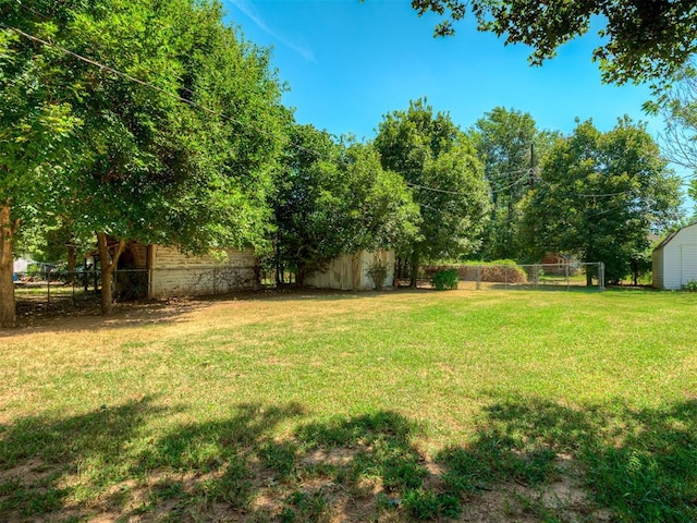 208 N Cheyenne Ave, Geary, OK 73040 - photo 38