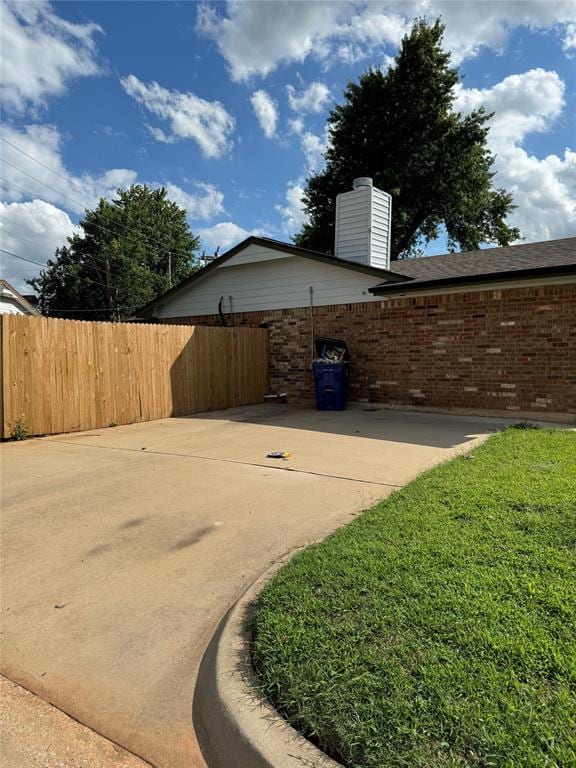 806 S Meadow Ln, Mustang, OK 73064 - photo 2