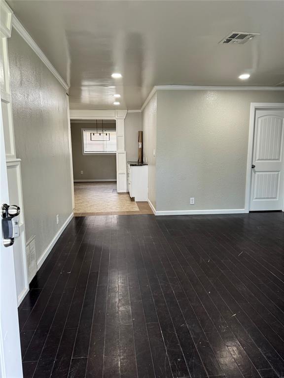 806 S Meadow Ln, Mustang, OK 73064 - photo 3