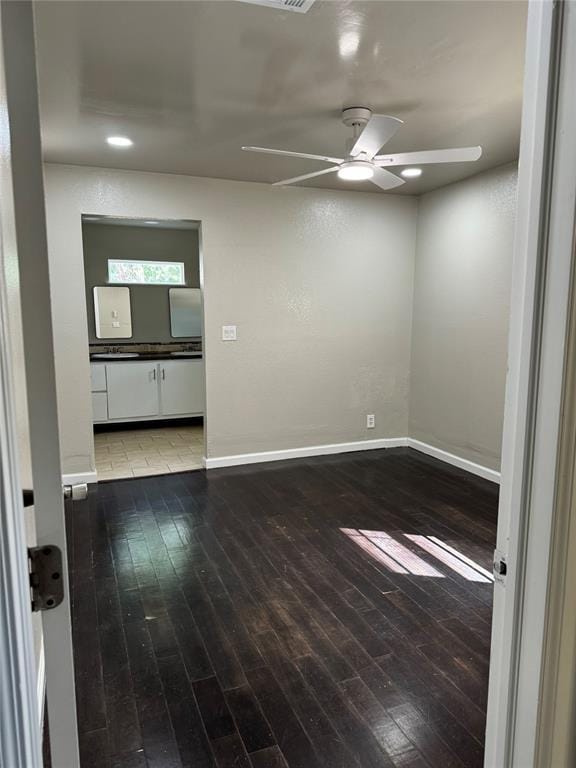 806 S Meadow Ln, Mustang, OK 73064 - photo 14