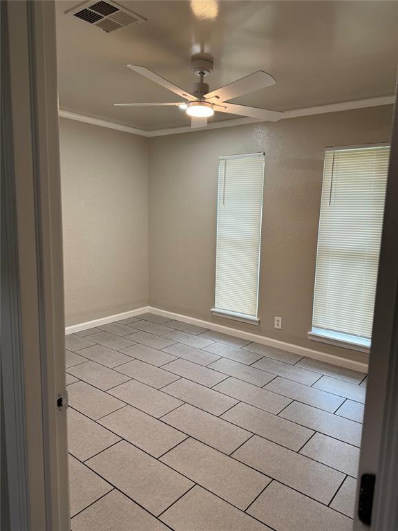806 S Meadow Ln, Mustang, OK 73064 - photo 17