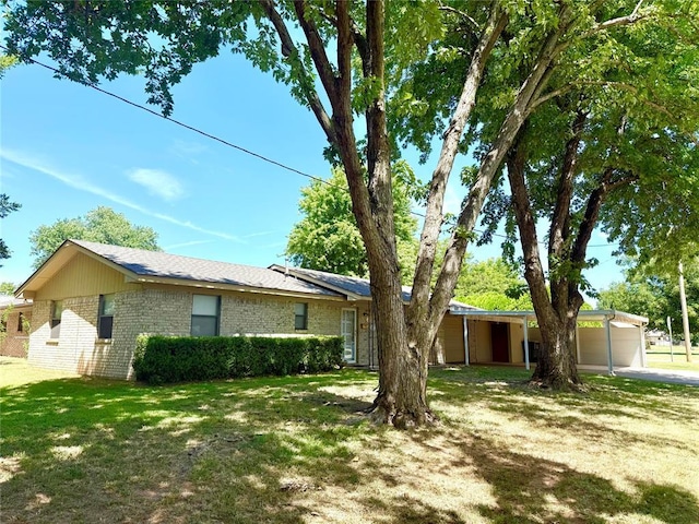 2502 S 19th St, Chickasha, OK 73018 - photo 1
