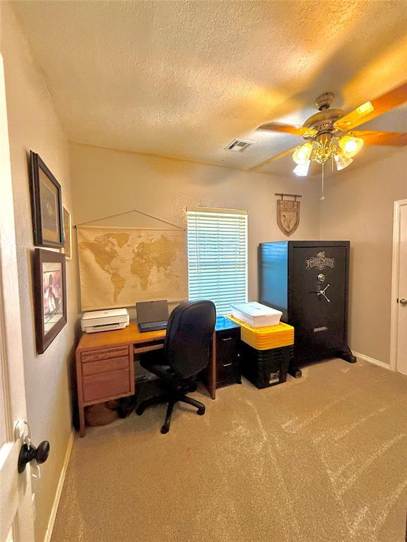 529 S Marion Ave, Hinton, OK 73047 - photo 11