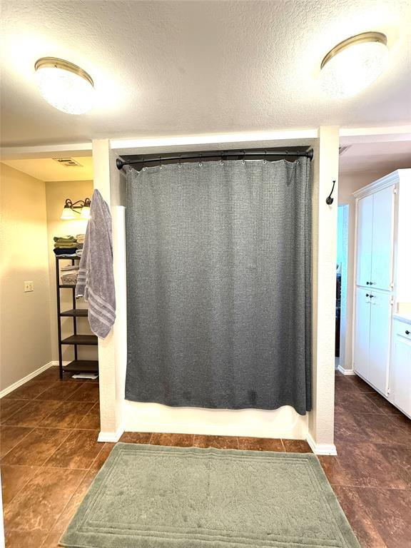 529 S Marion Ave, Hinton, OK 73047 - photo 21