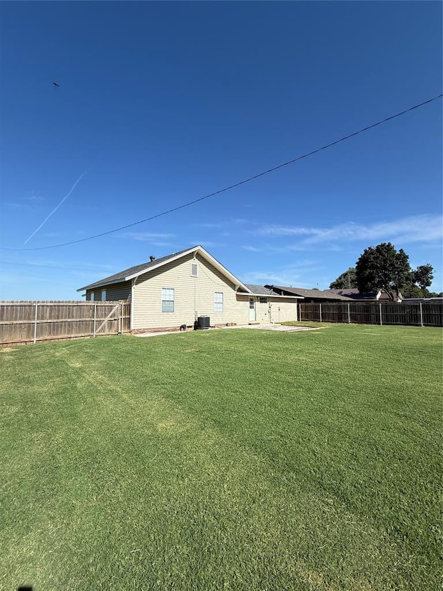 529 S Marion Ave, Hinton, OK 73047 - photo 26