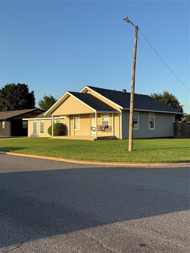 529 S Marion Ave, Hinton, OK 73047 - photo 29