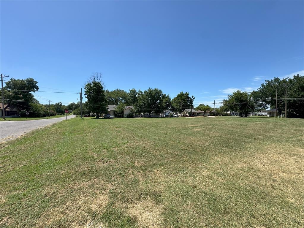 419 W 7th St, Stroud, OK 74079 - photo 2