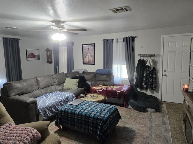 103 SW 4th St, Minco, OK 73059 - photo 5