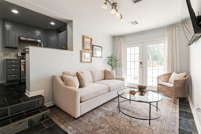 2017 Huntington Ave, Nichols Hills, OK 73116 - photo 27