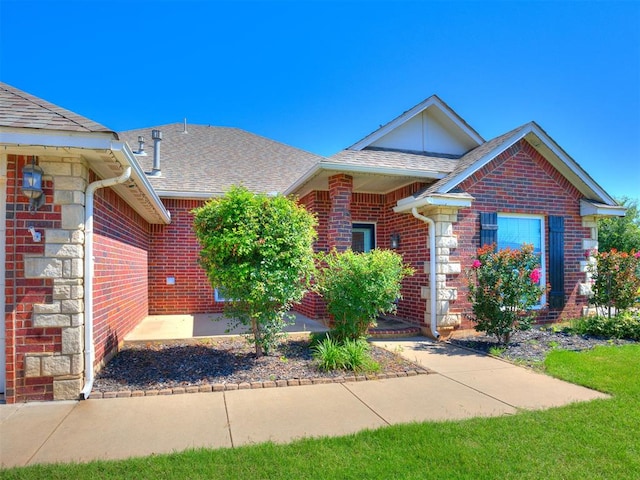 9809 SW 33rd St, Yukon, OK 73099 - photo 2