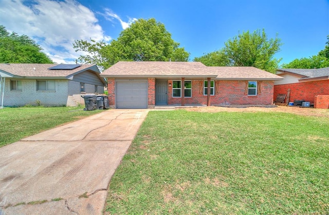 963 SW 4th Pl, Moore, OK 73160 - photo 1