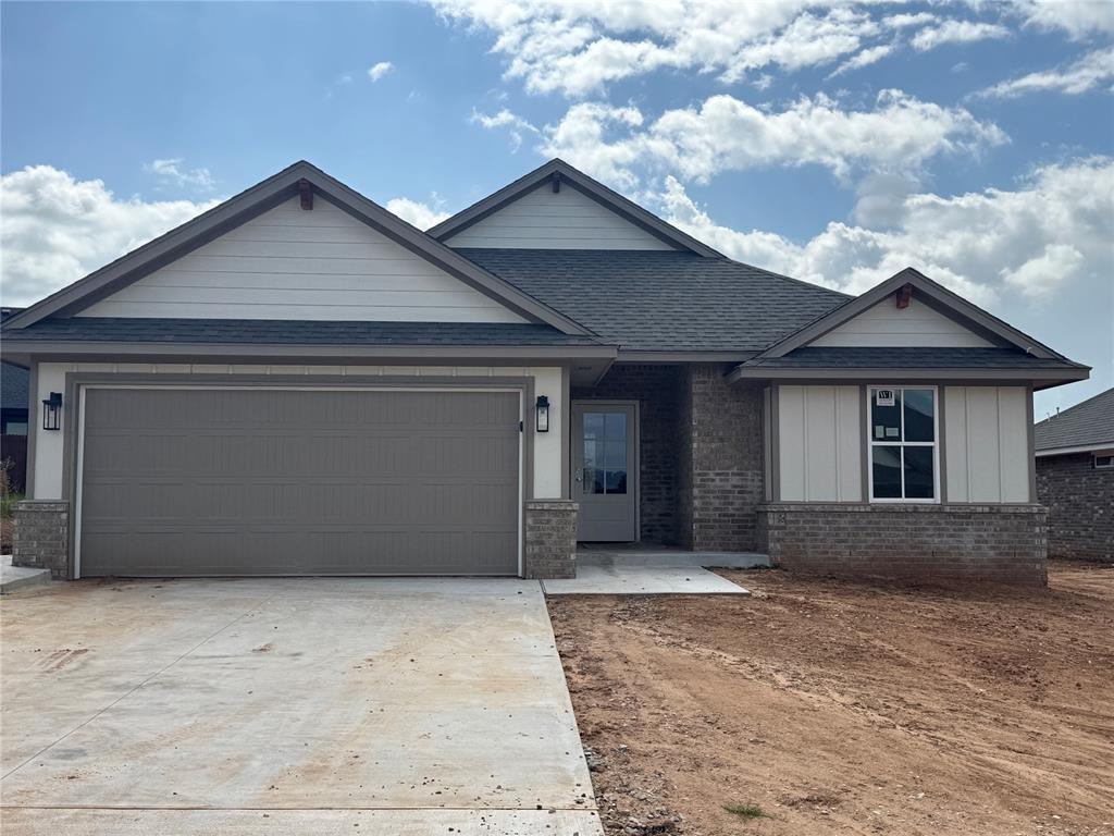 4302 Eloise Dr, Shawnee, OK 74804 - photo 1