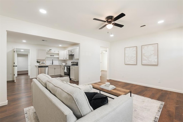 1527 S 6th St, Chickasha, OK 73018 - photo 4