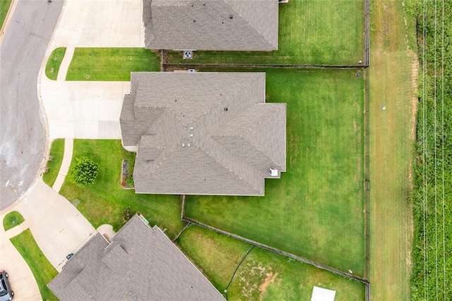 10832 NW 5th St, Yukon, OK 73099 - photo 32