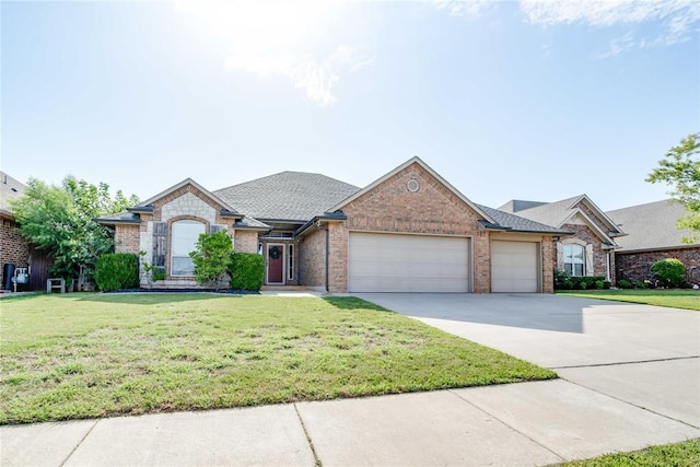 1104 Kelsi Dr, Moore, OK 73160 - photo 1