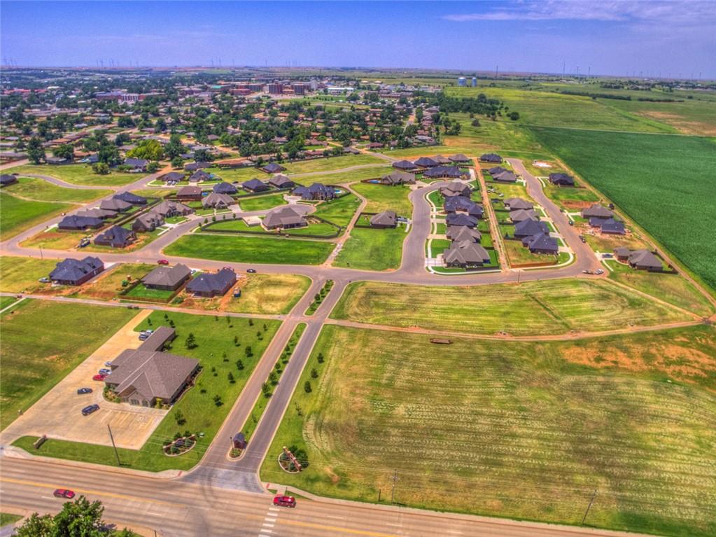 1201 Crimson Rd, Weatherford, OK 73096