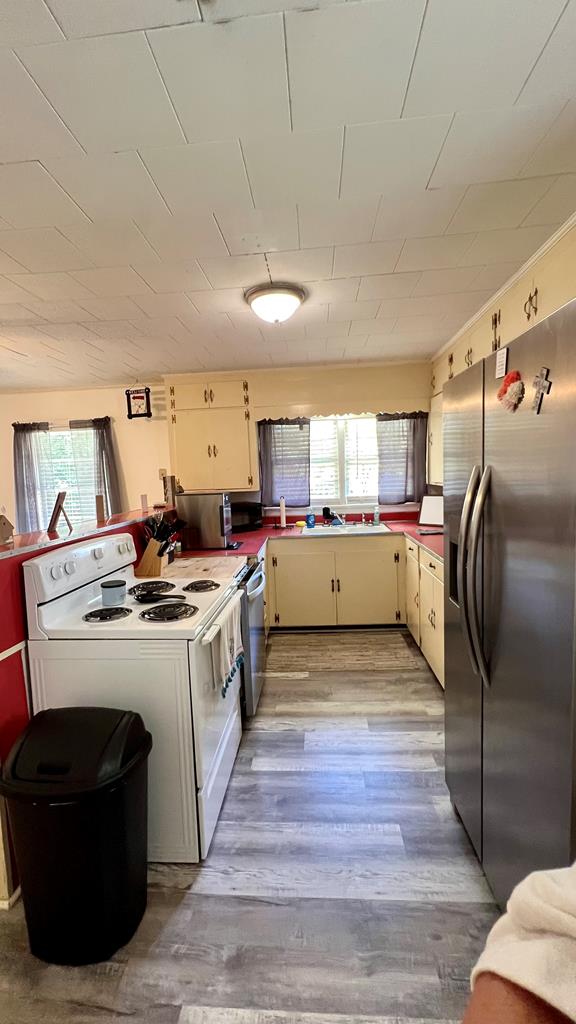 1 Boynton St, Headland, AL 36345 - photo 20