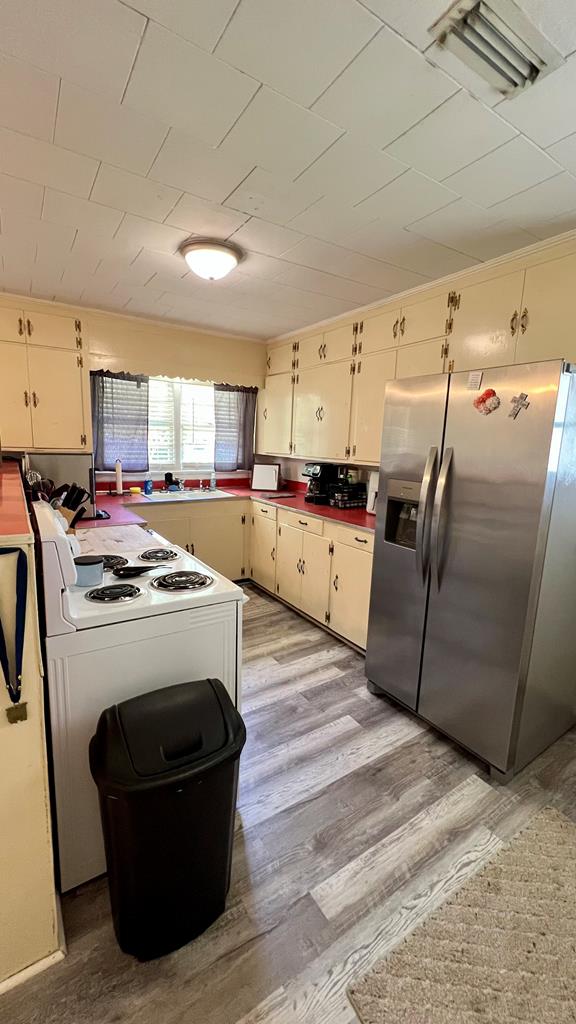 1 Boynton St, Headland, AL 36345 - photo 22