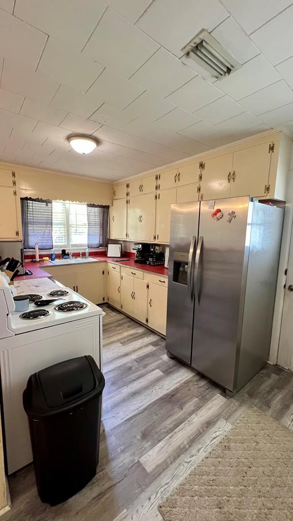 1 Boynton St, Headland, AL 36345 - photo 19