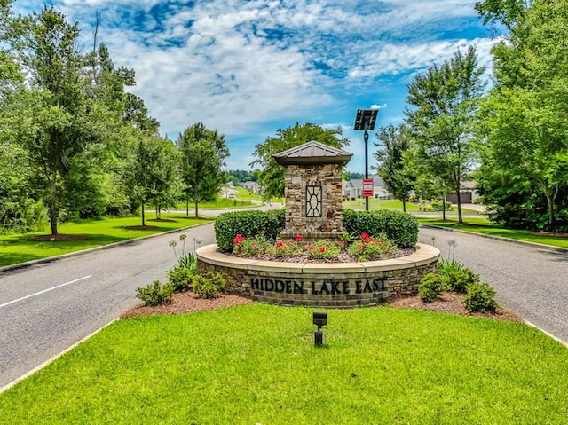114 Brattleboro Ct, Dothan, AL 36301 - view of property's community featuring a lawn