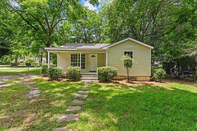 618 Langley Dr, Dothan, AL 36301 - view of front of property with a front lawn, a porch, and crawl space