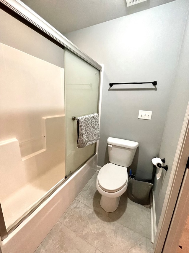 full bath featuring visible vents and toilet
